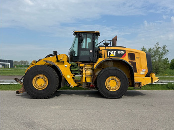 Rataslaadur CATERPILLAR 980M
