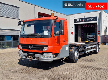 Konteinerveduk/ Tõstukiga veoauto MERCEDES-BENZ