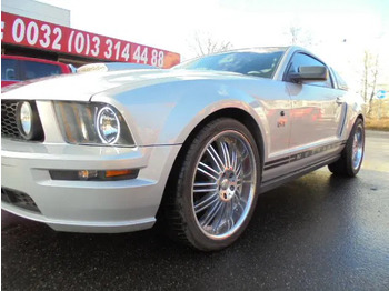 Kupee Ford Mustang GT: pilt 4