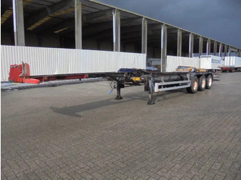 Konteinerveduk/ Tõstukiga poolhaagis PACTON