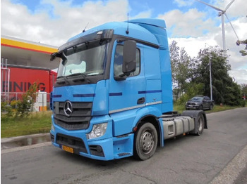 Sadulveok MERCEDES-BENZ Actros 1842