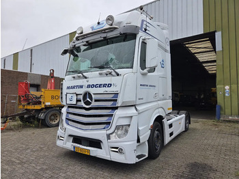 Sadulveok MERCEDES-BENZ Actros 1842