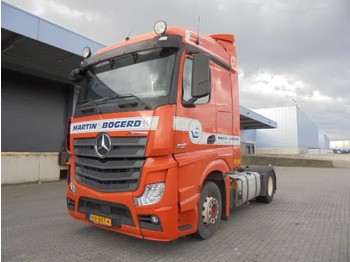 Sadulveok MERCEDES-BENZ Actros 1842