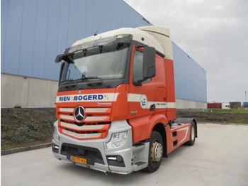 Sadulveok MERCEDES-BENZ Actros 1942