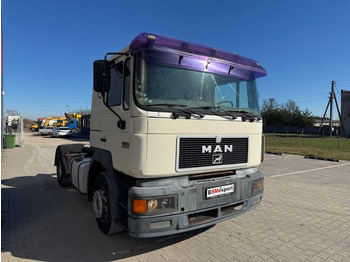 Sadulveok MAN 19.343: pilt 3