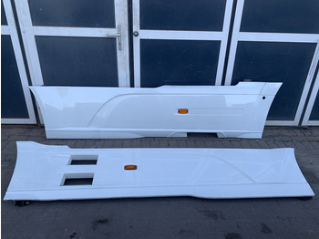 Pealisehitus ja välispind DAF XF 106
