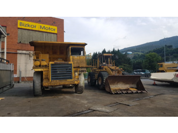 Kastiga kallur/ Kiviveoauto KOMATSU HD325