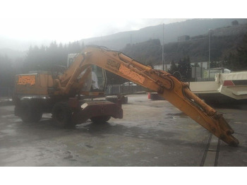 Ratastel ekskavaator LIEBHERR A904LI S/N: 666-6005 (1998): pilt 2