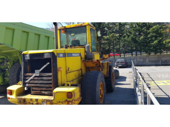 Rataslaadur VOLVO L90D
