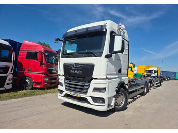 Kabiinišassiiga veoauto MAN TGX 26.510
