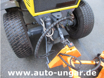 Munitsipaaltraktor Schanzlin 304 Diesel 4x4 Winterdienst Pflug & Streuer 2-Sitzer Zapfwelle: pilt 3