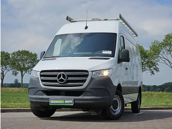 Kaubik MERCEDES-BENZ Sprinter 319