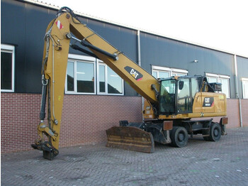 Jäätme-/ Tööstuslik käitleja CATERPILLAR MH3024