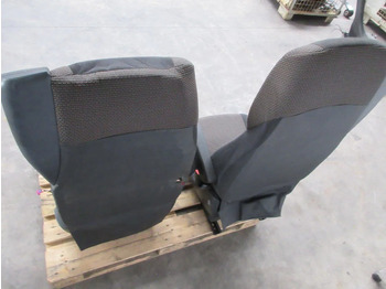 Iste - Veoauto DAF 1978966//1844380 STOELEN SET DAF CF 440 EURO 6 MODEL 2018: pilt 3