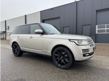 Auto LAND ROVER