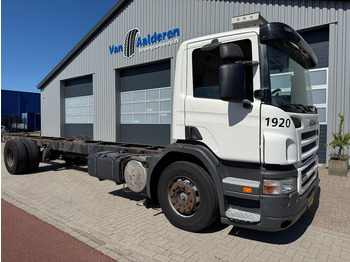 Kabiinišassiiga veoauto SCANIA P 230