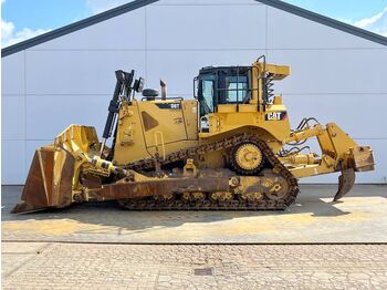 Buldooser CATERPILLAR D8T