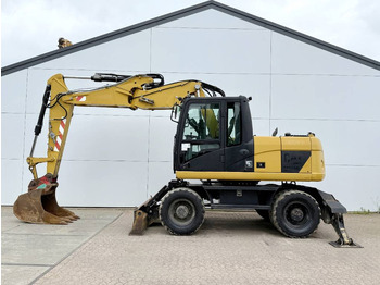 Ratastel ekskavaator CATERPILLAR M313D
