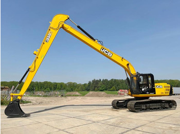 Ekskavaator JCB