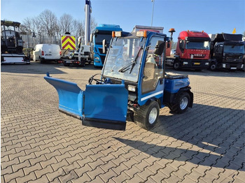 Holder C245 4WD / Tool carrier / Snow plow / PTO FRONT AN  liising Holder C245 4WD / Tool carrier / Snow plow / PTO FRONT AN: pilt 2