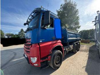 Kallurauto MERCEDES-BENZ Arocs 2658