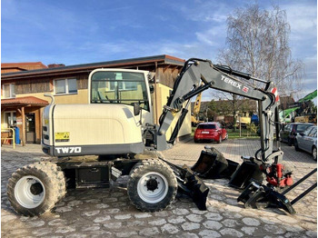 Ratastel ekskavaator TEREX