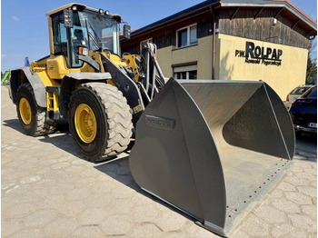Rataslaadur VOLVO L120F