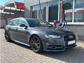 Auto AUDI