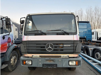 Kabiinišassiiga veoauto Mercedes-Benz 1820 AP Achse/Blatt/5x vorhanden: pilt 5