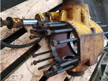 Esitelg Caterpillar Th62, Clark Hurth, Manitou Front Axle Centre Housing, Steering Ram: pilt 2