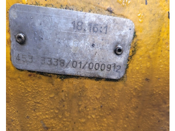 Esitelg - Materjali käitlemise seade Jcb 530-105 Front axle hub rhs complete  18.16:1, 453/3338: pilt 4