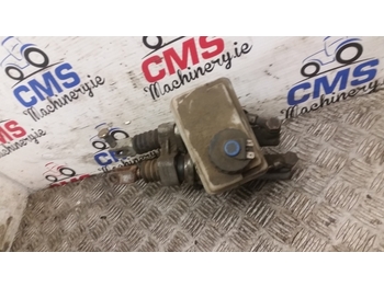 Pidurisilinder - Traktor Landini Mythos Series 115 Brake Master Cylinders Kit 3666220m91: pilt 5