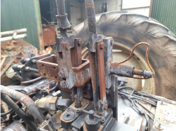 Hüdraulika Valtra 6400 Hydraulic Auxiliary Valve Unit Assy: pilt 2