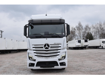 Sadulveok Mercedes-Benz Actros 5 1845 BigSpace: pilt 2