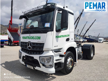 Sadulveok MERCEDES-BENZ Arocs 1843