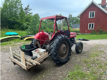 Traktor Massey Ferguson 135: pilt 3