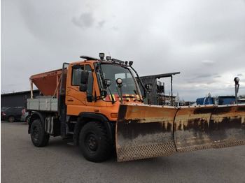Lumekoristusmasina Mercedes-Benz Unimog ,hiekoitin,aura,kippilava: pilt 2