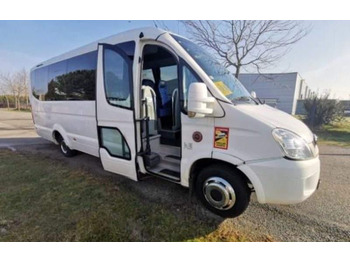 Kaugsõidu buss IVECO
