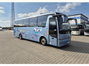 Kaugsõidu buss TEMSA