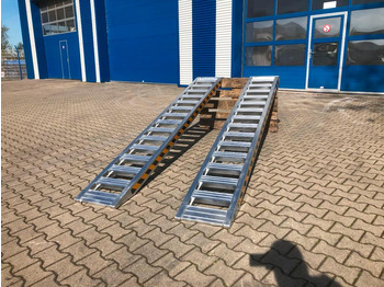 Laadimisramp Alurampen Satz 3m 3000KG Minibagger Minilader Quad Auffahrrampe *INKL.19% MWST*: pilt 2 Laadimisramp Alurampen Satz 3m 3000KG Minibagger Minilader Quad Auffahrrampe *INKL.19% MWST*: pilt 2