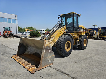 Rataslaadur CATERPILLAR 930G
