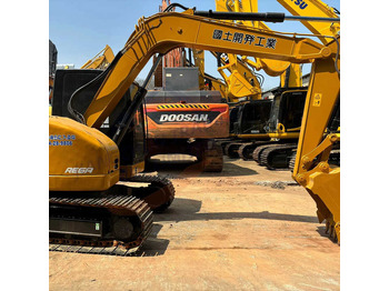 Lintekskavaator CATERPILLAR 320CL