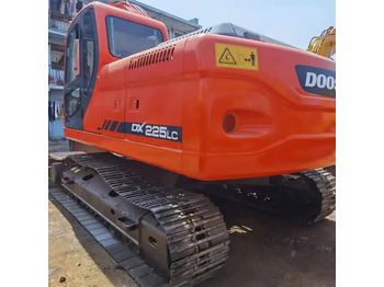 Lintekskavaator DOOSAN DX225