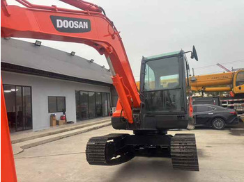 Ekskavaator Doosan DX60 DX60-9c DH60-7 DX60W DX80 DX75 DX55 DH35 DH55 Used Mini Excavator Mas Maquinaria Municipal Y Ambiental: pilt 3