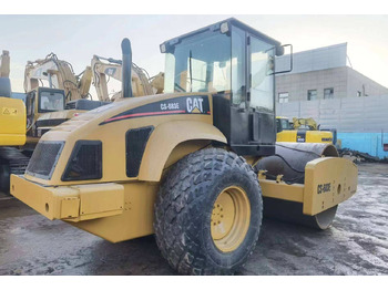 Teerull Good Quality Road Roller Caterpillar Cs683e Used Original Japan Road Roller Cat Cs683e Caterpillar Compactor Rollers: pilt 3