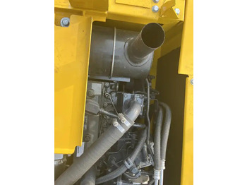 Lintekskavaator Original Made In Japan Less Hour 13 Ton 20 Ton Earth Moving Machinery Crawler Used Komatsu Pc130 Excavator For Sale: pilt 3