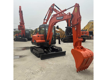 Lintekskavaator DOOSAN DX60