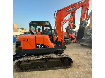 Lintekskavaator Original Top Sale High Performance Slightly Used Doosan Dx60 Tracked Excavator For Landscaping In Shanghai: pilt 2