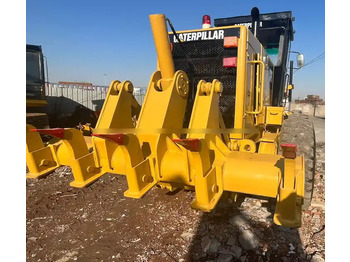 Teehöövel CATERPILLAR 140H