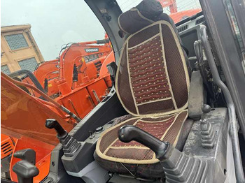 Lintekskavaator Used Excavator Doosan Dx75-9C Excavators Earth-moving Machinery Doosan Dx60 Dx80 Dx75-9c Dx225 Dh55 Dx60-9c for Sale: pilt 2